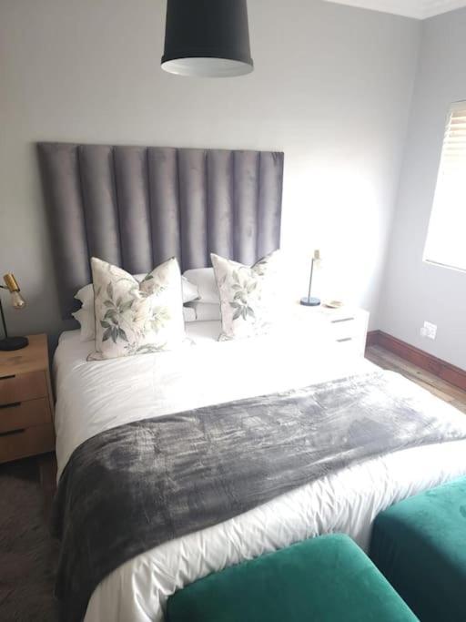 Cape Town, Sea Point, Beautiful 2 Bedroom Apartment @Tucked Away Ngoại thất bức ảnh